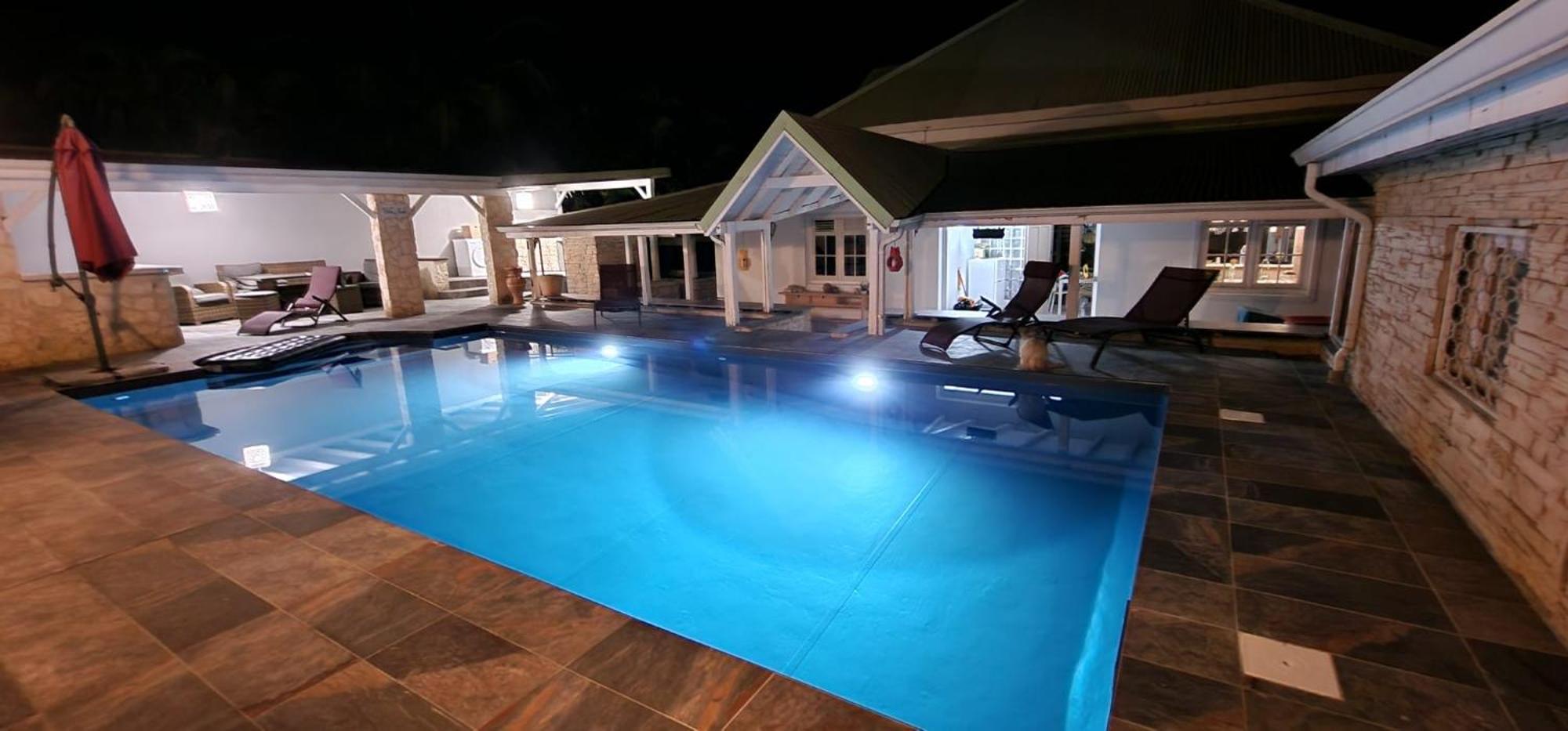 Villa 6-10 Pers, Vue Mer, Piscine Privee, Plage A Pieds Le Gosier  Kültér fotó